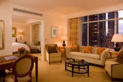 Chicago-Suite-Drapery.webp